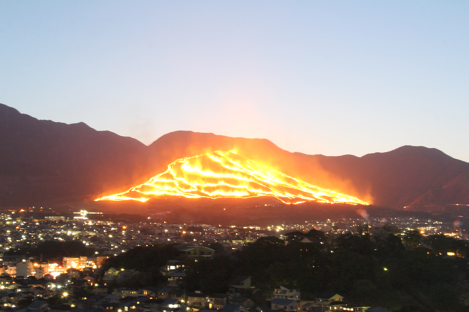 扇山火まつり